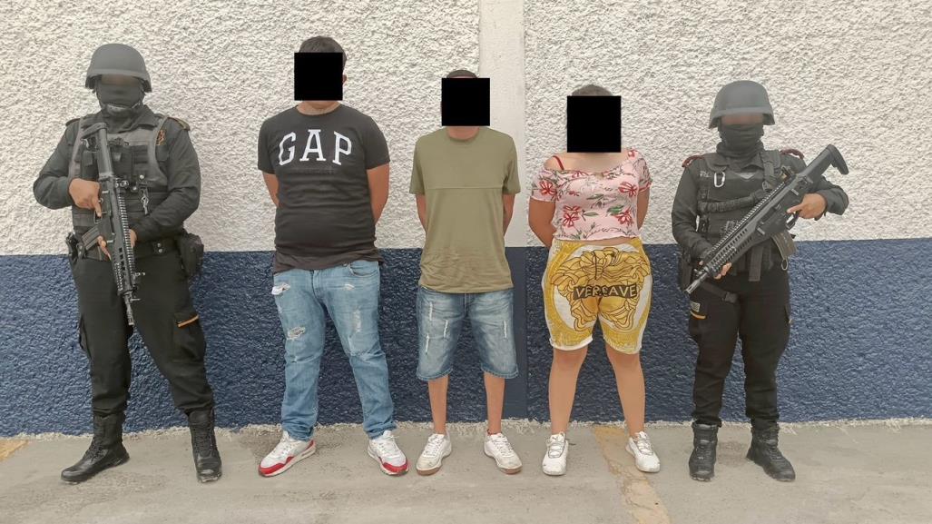 Detienen a tres personas con un arma en la colonia Topo Chico