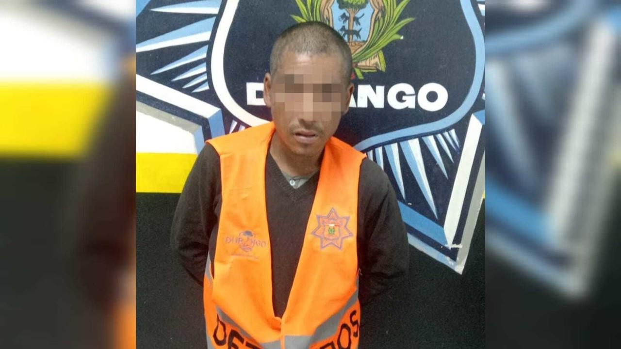 Entre maestra, policías y veterinaria salvan a perrita de un posible asesinato