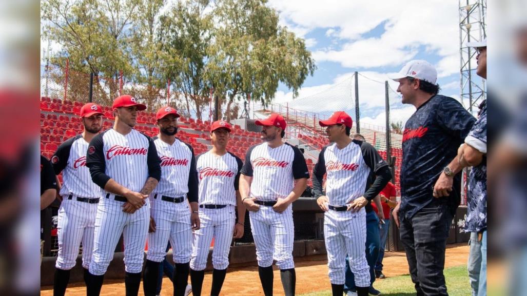 Emilio Hank presente en Durango para el debut en casa de Caliente en la LMB