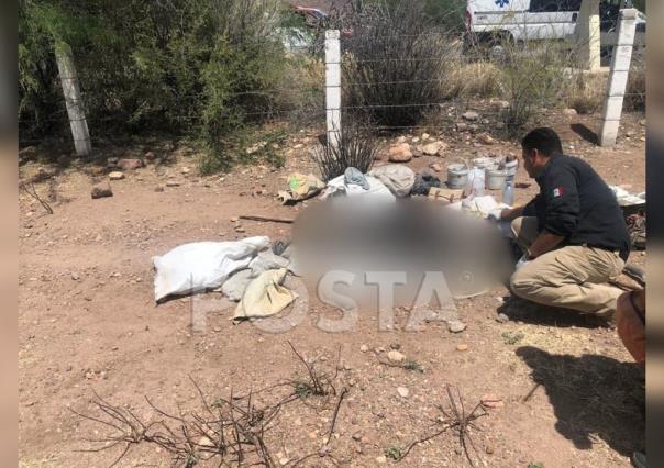 Encuentran cadáver de un indigente junto a la carretera Durango - Parral