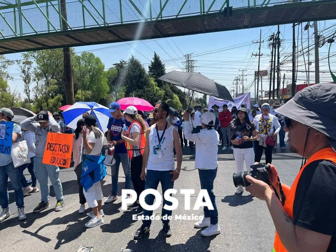 Ahí exigirán que se destituya a su director y que se evite la pérdida del semestre a más de un mes de que comenzó el paro de actividades. Imagen: POSTA