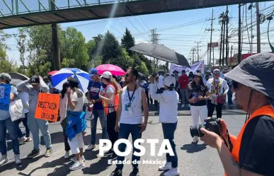 Marchan estudiantes del Tec Toluca hacia Tec Nacional de México