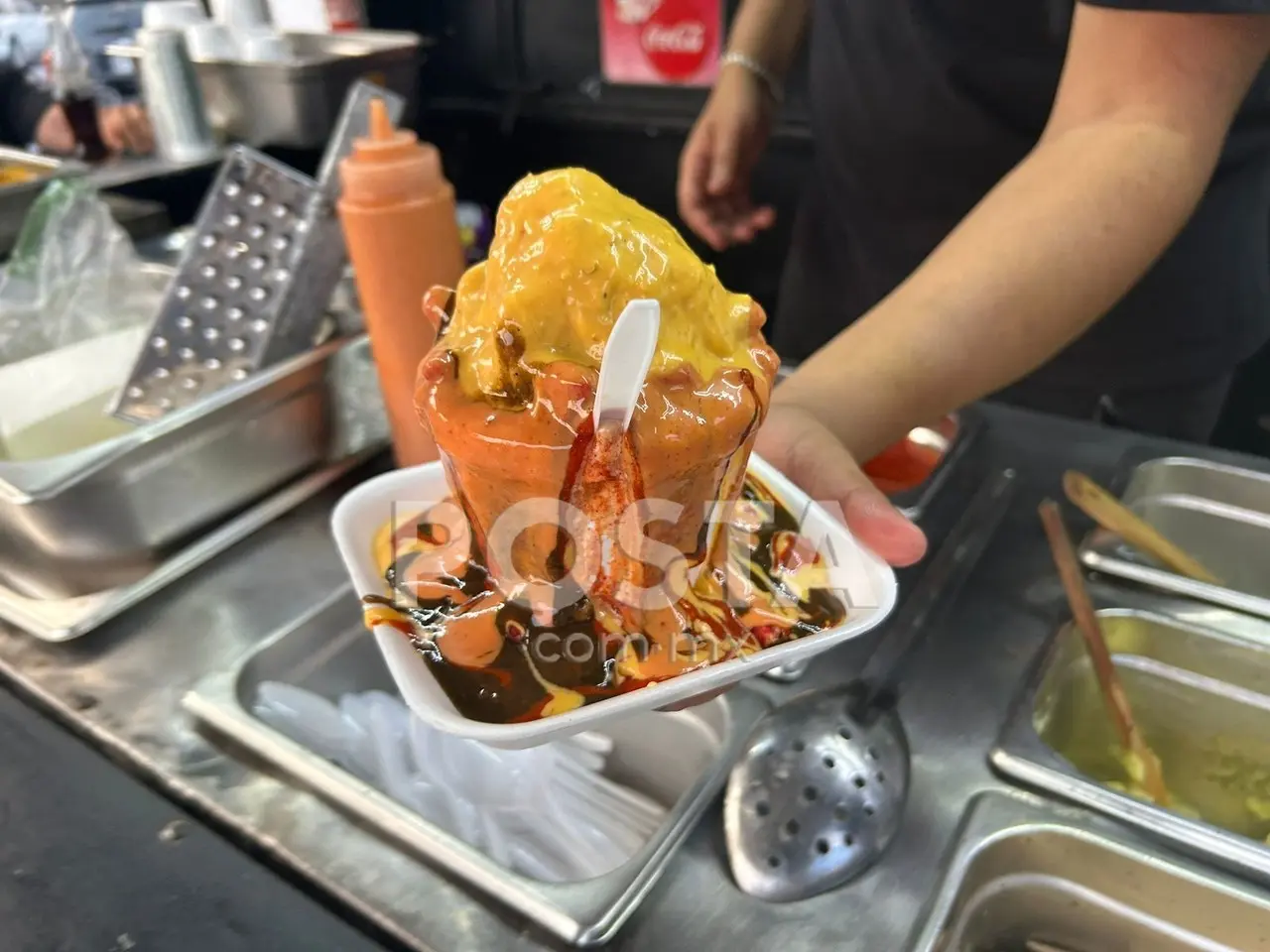 El snack Elotes El Negro cuenta con una variedad de antojos para darle gusto al paladar. Foto: Jorge López