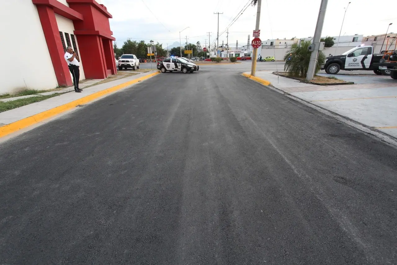 Carpeta asfáltica de la avenida Honduras rehabilitada. Foto: Apodaca.