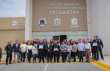 Reconoce Gobierno de Pesquería a 50 policías por su compromiso y valor