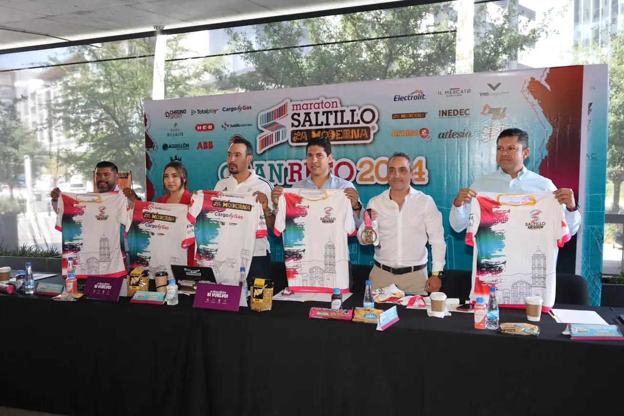 En rueda de prensa fueron anunciados los detalles del Maratón. (Fotografía: Édgar Romero)