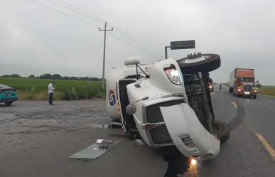 Carretera Reynosa - San Fernando cerrada a la altura de González Villarreal