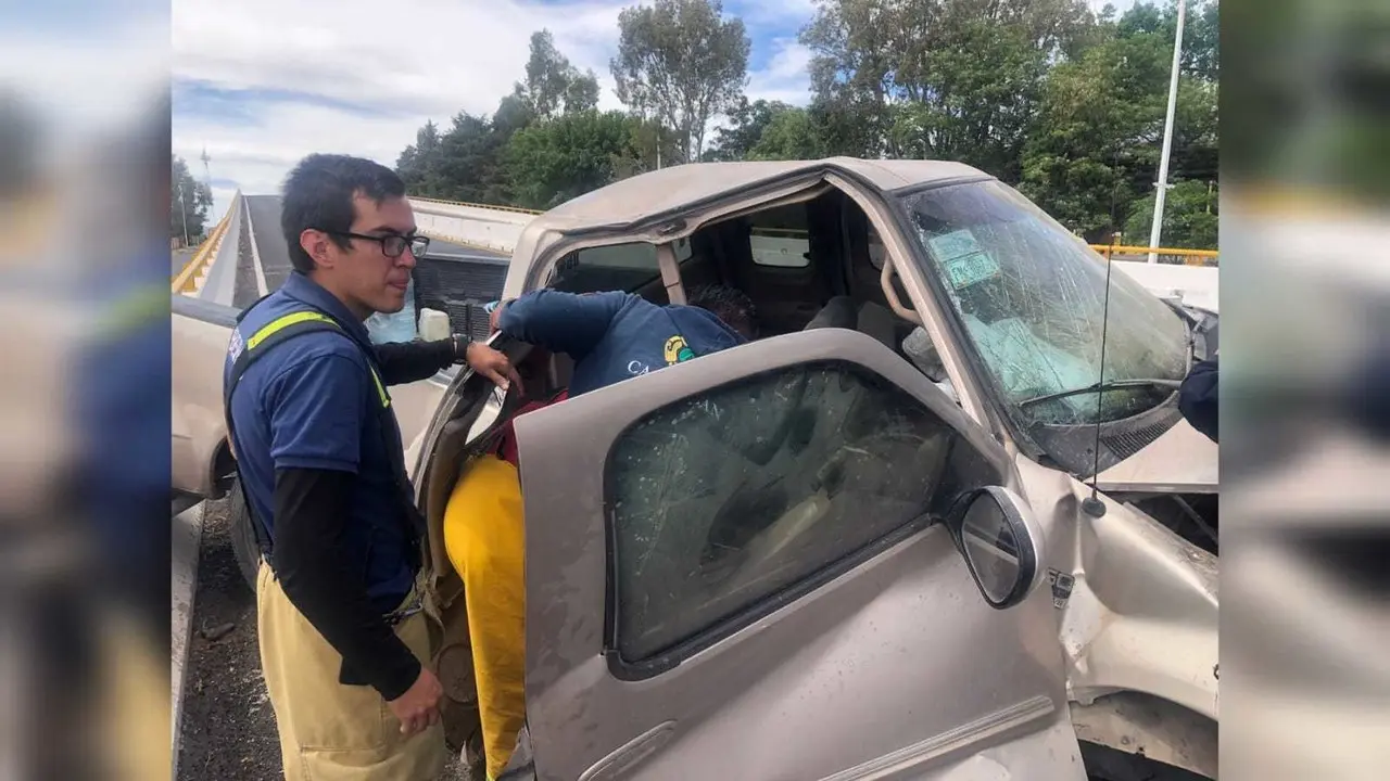 Muere una mujer en choque frente a la Normal de Aguilera
