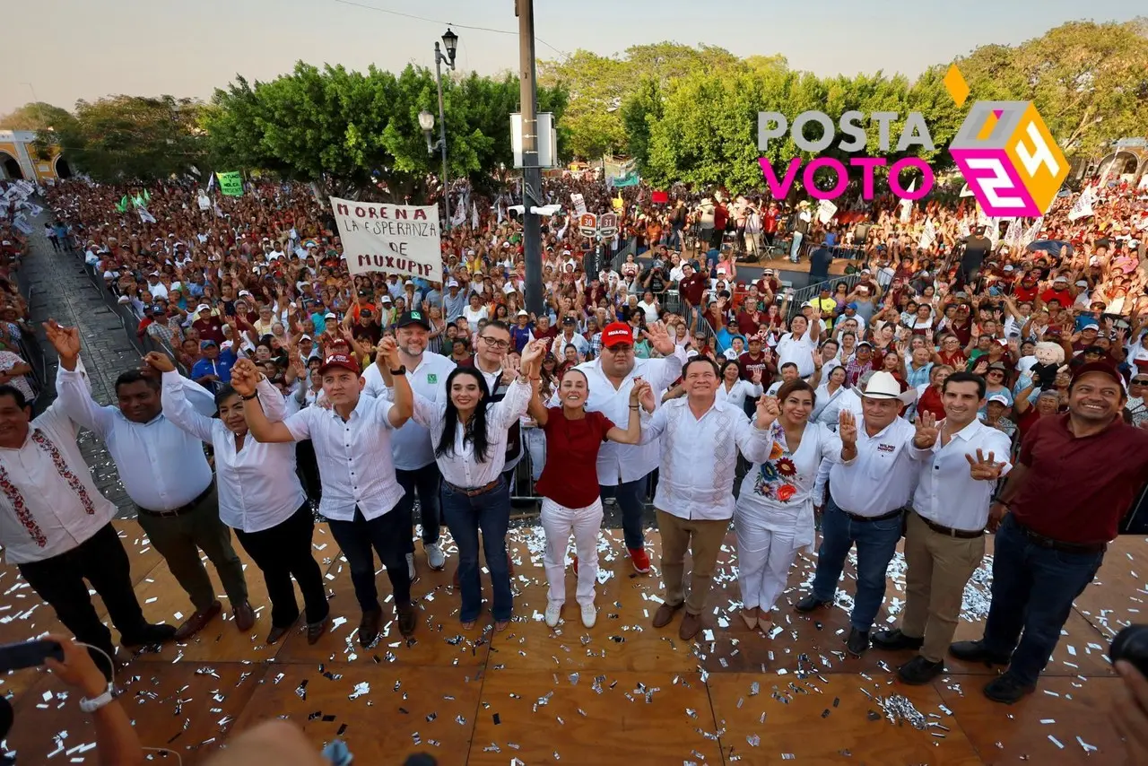 Mitin en el municipio de Izamal liderado por Claudia Sheinbaum y Huacho Díaz Mena. Foto: Cortesía