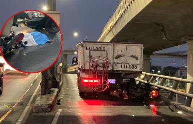 Motociclista muere al impactarse en la parte trasera de una camioneta