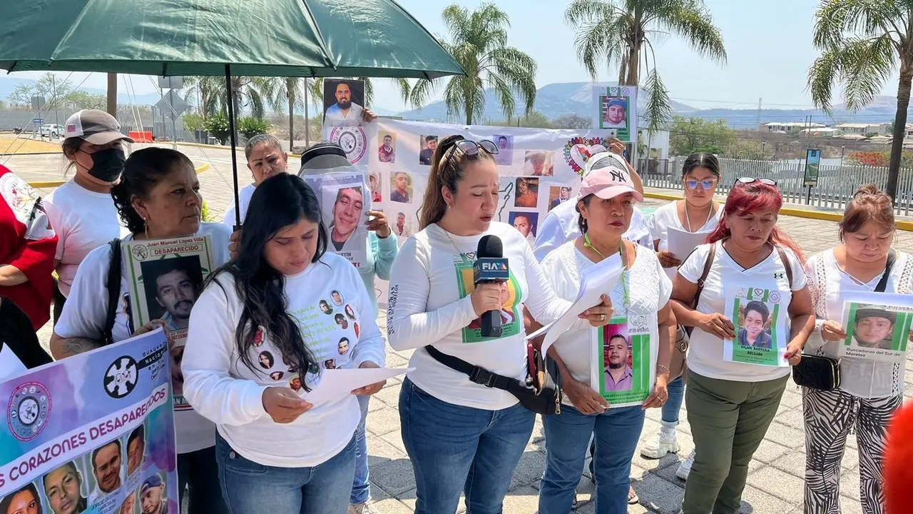 Colectivos de víctimas del estado de Morelos, reclamaron al gobierno federal la desaparición del Instituto Nacional de Identificación Humana (INIH). Foto: David Monroy / POSTA