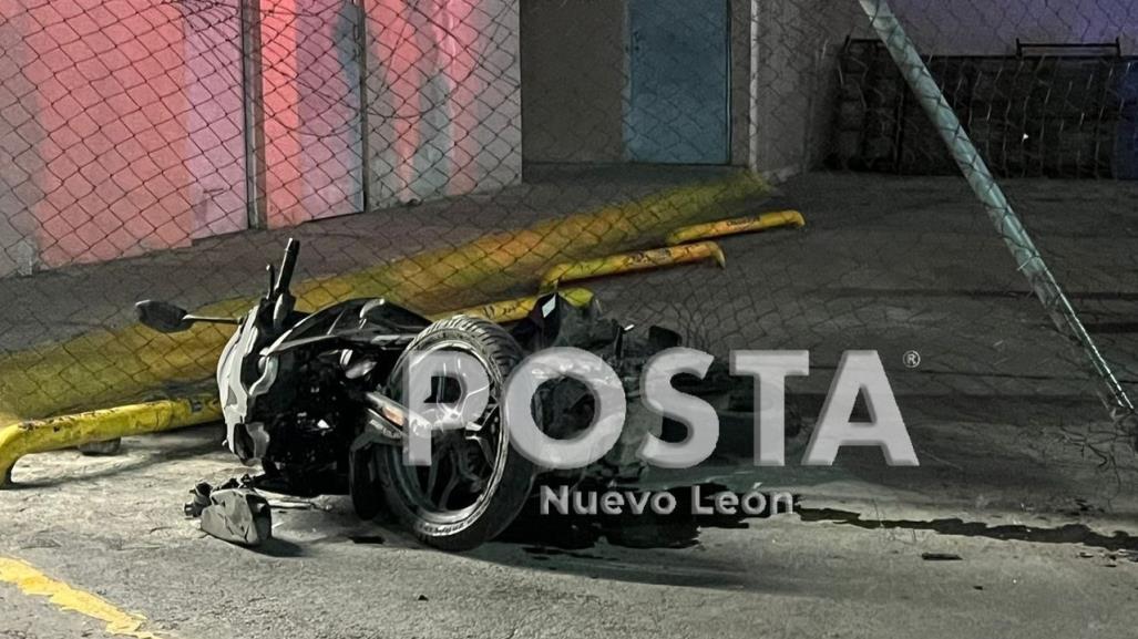 Sale lesionado tras chocar en Monterrey