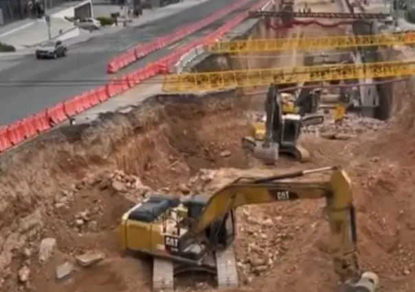 Colapsa vialidad de Paseo de los Leones tras fuga de gas en obras