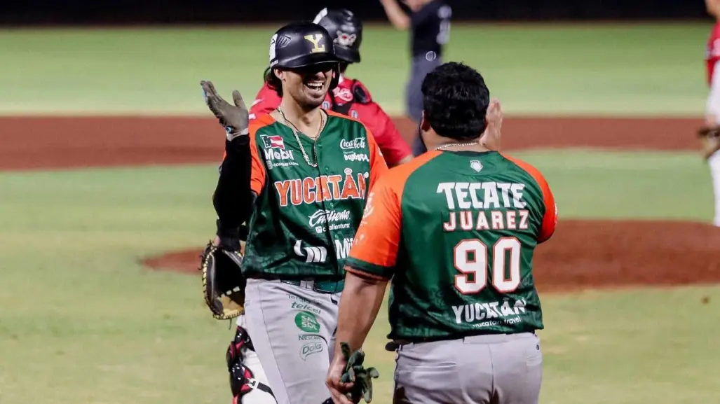 Leones hunde el galeón pirata