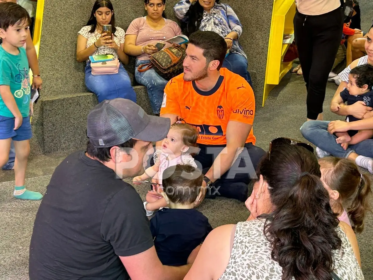 Samuel García y su hija en Imaginarios Nuevo León. Foto: Jorge López