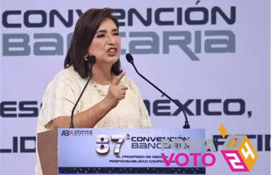 Xóchitl Gálvez cuestiona reforma de pensiones en Convención Bancaria