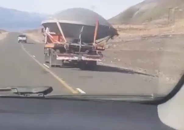 Misterioso avistamiento en Neuquén: video muestra extraña estructura en ruta