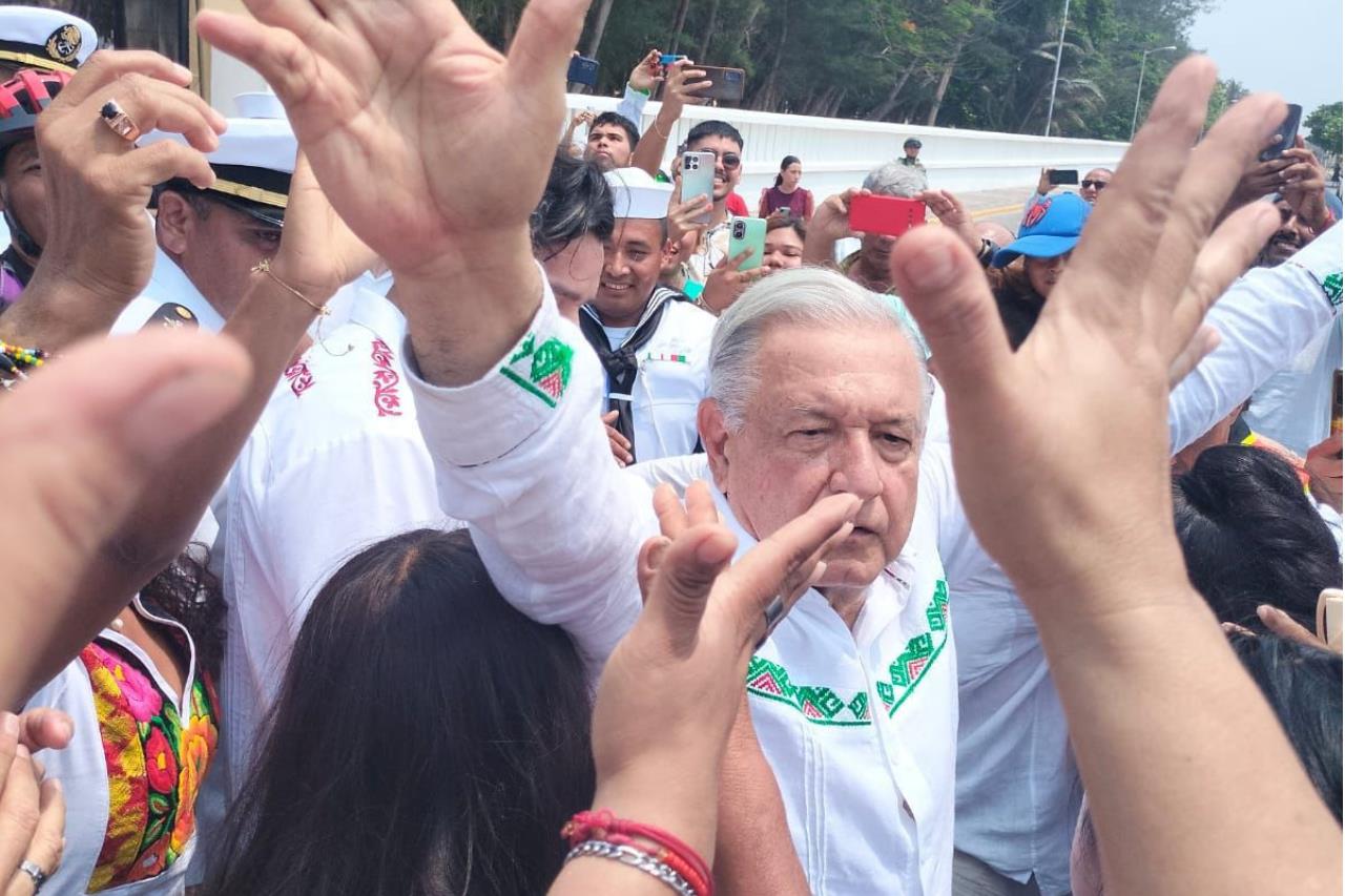 El presidente Andrés Manuel López Obrador participó en la ceremonia conmemorativa del 110 Aniversario de la Defensa del puerto de Veracruz del 21 de abril de 1914. Foto: Rosalinda Morales / POSTA