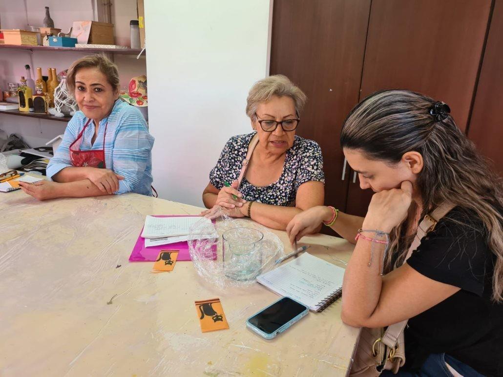 Mediante los talleres Tonantzin, los participantes se preparan en distintas áreas. (Fotografía: DIF Torreón)