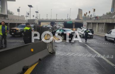 Al fin llueve en CDMX, pero ocasiona derrape de autos en Periférico