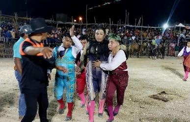 Mal domingo en una corrida de toros en  Dzityá