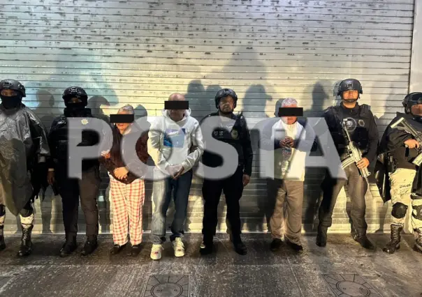 Con dinero falso y hasta un mono araña, detienen a clonadores en CDMX