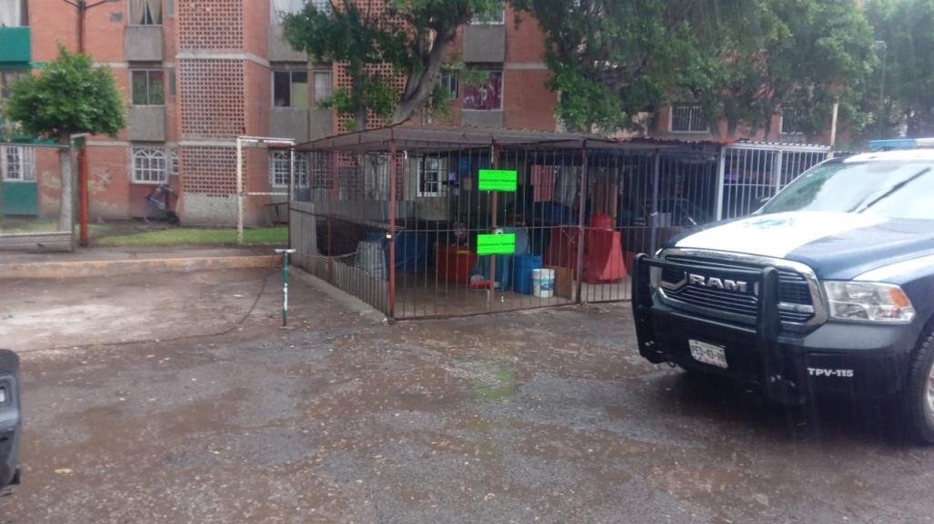 Clausuran chelería clandestina en Tlalnepantla