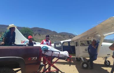 Embarazada de gemelos es trasladada de urgencia a la capital