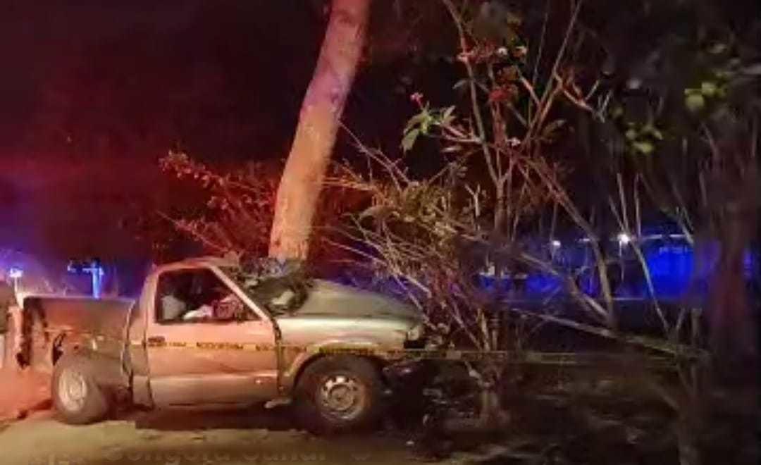 Autoridades informaron sobre un accidente en la carretera que va de Oxkutzcab  a Akil con saldo de un fallecido.- Foto de Info Yucatán