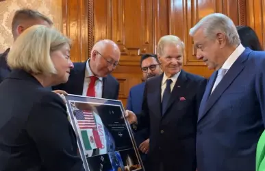 AMLO recibe a Bill Nelson y Pamela Melroy en Palacio Nacional ¿De qué hablaron?