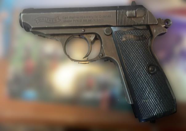 Hallan arma dentro de lonchera en secundaria de la colonia Estrella
