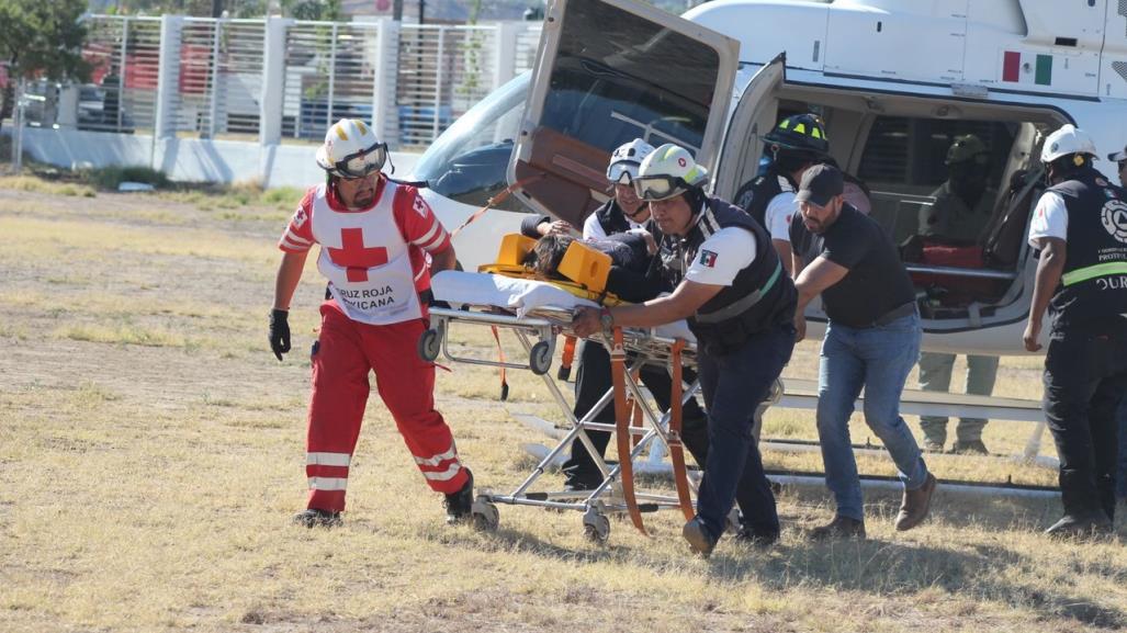 Se complica embarazo en niña de 13 años; requirió una ambulancia aérea