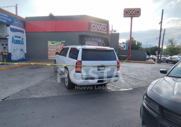 Detienen a un sujeto tras persecución en Monterrey