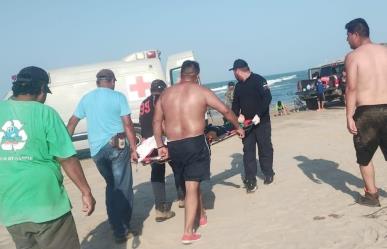 Paseo en la playa del Mezquital termina en tragedia