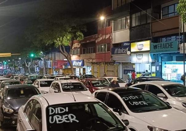 Choferes y usuarios de Didi y Uber se manifiestan masivamente en Chiapas