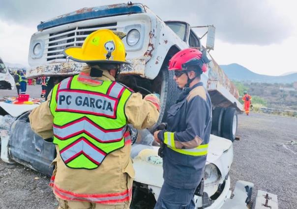 Dan reconocimiento a Protección Civil de García por su excelente desempeño