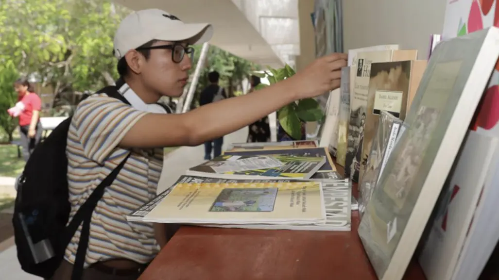 La Uady celebra el Día del Libro con diversas actividades