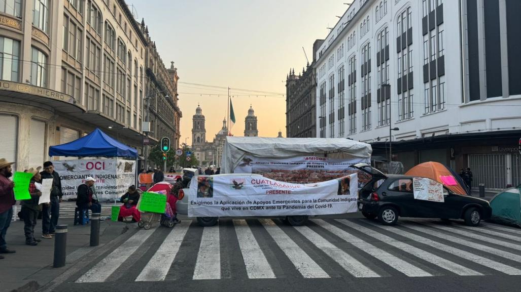 Manifestantes se instalan en plantón sobre 20 de noviembre