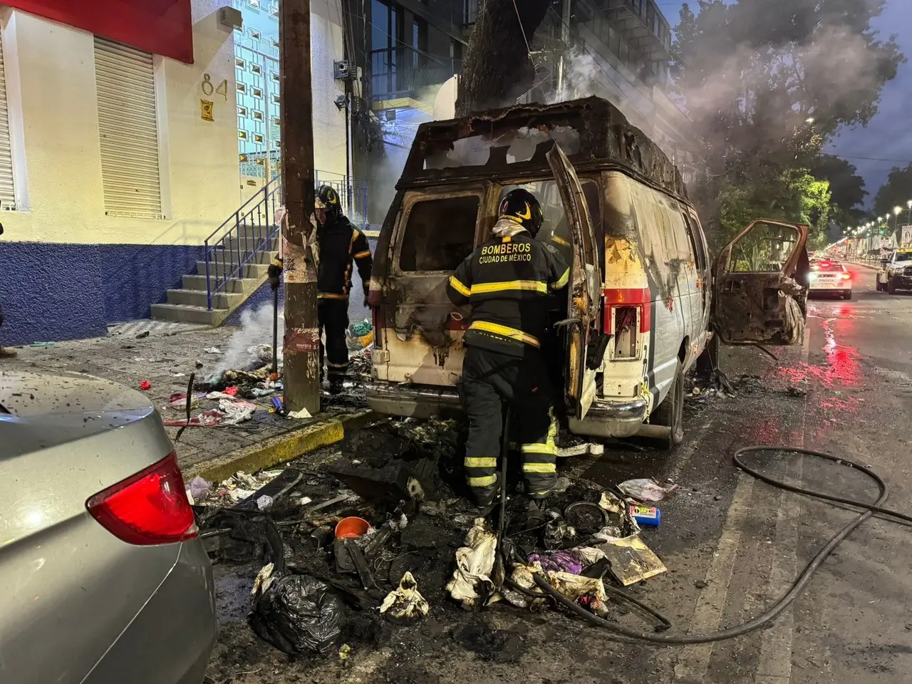 Ambulancia calcinada. Foto: Ramón Ramírez