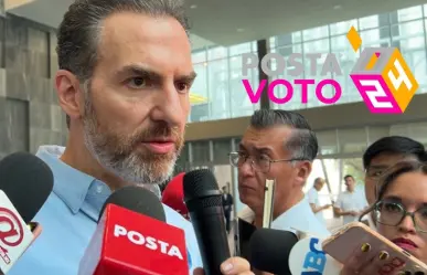 Presenta Adrián de la Garza 11 obras viales ante la Cámara de la Construcción