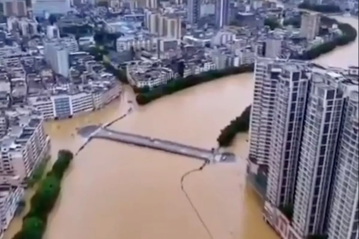 Las lluvias han provocado que China quede bajo el agua Foto: X(Twitter) @DraNataliaPre