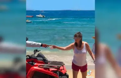 Turista da agradecimiento a inspector por alejar música de banda en Los Cabos