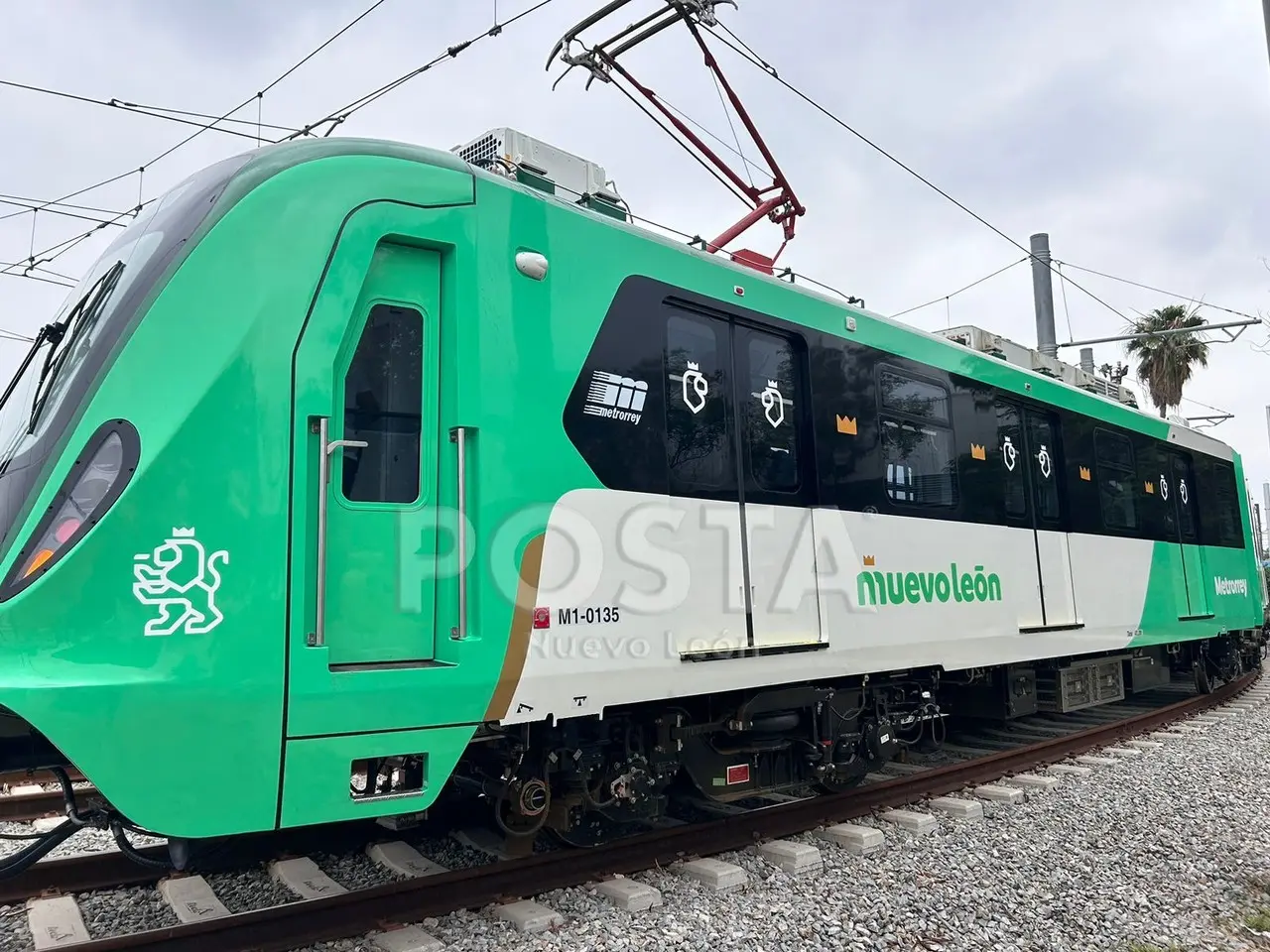 El tren MM-24 esta adecuado para al menos 300 pasajeros y estará prestando servicio en la línea 1 de Metrorrey. Foto: Rosy Sandoval.