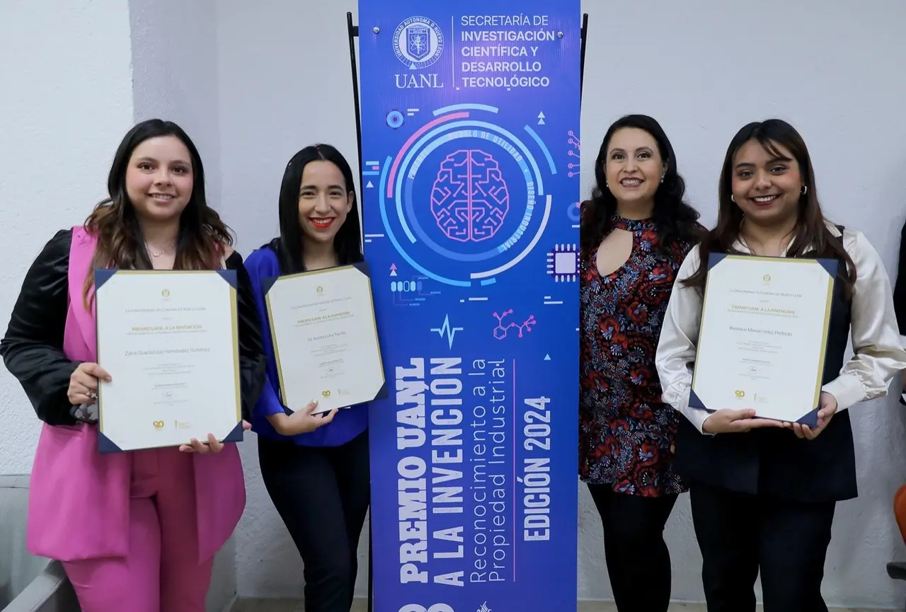 El Rector Santos Guzmán López destacó la importancia de la innovación en la Universidad, estableciendo hace una década el Premio UANL. Foto: UANL.