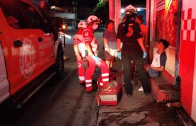 Queda lesionado tras un choque con su moto en Monterrey