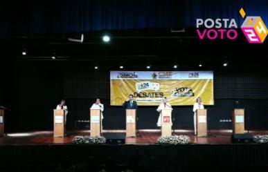 Participan en debate aspirantes a la alcaldía de Santiago