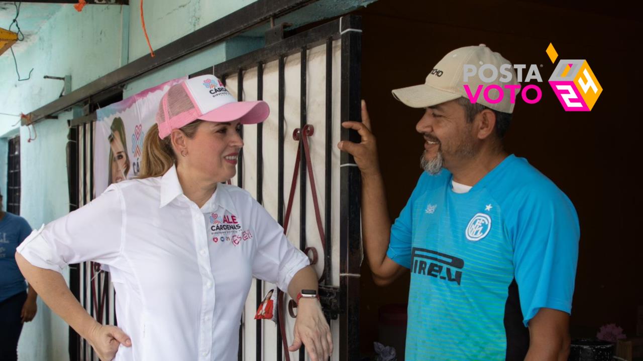 Ale Cárdenas, candidata a diputada por el distrito 14, platicando con ciudadanos en sus recorridos diarios. Foto: Ale Cárdenas