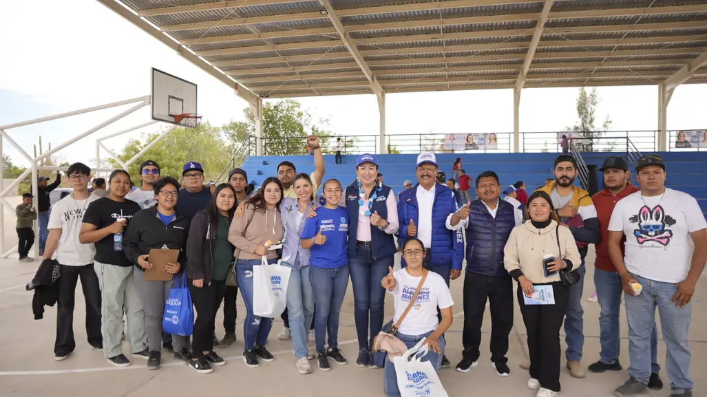 Respaldo ciudadano para Susana Zatarin y Edith Aguilar en recorrido por Mulegé.