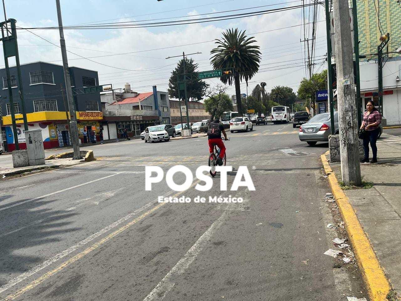 Los ciclistas en Toluca confían en que se cumpla la promesa de construir la ciclovía que les brinde seguridad. Foto: Alberto Dzib