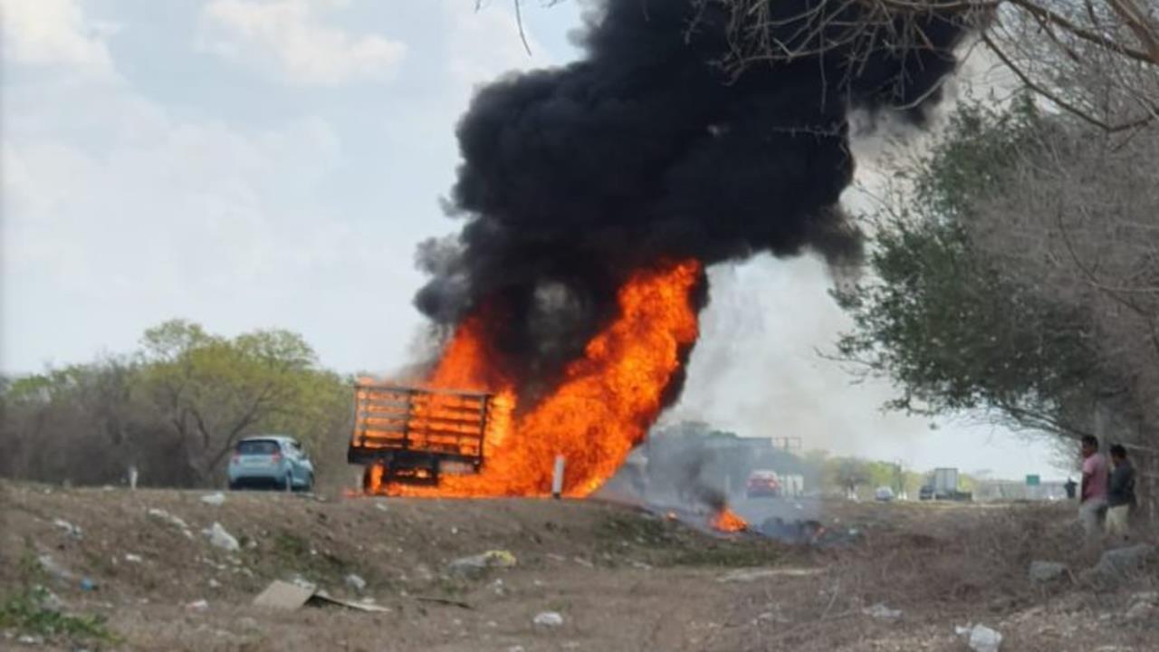 El incidente terminó solo en daños materiales Foto: Redes sociales